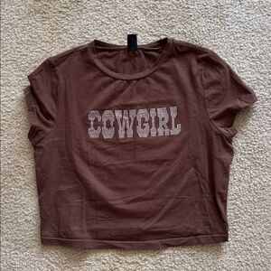 Brown Cowgirl Crop tee size L